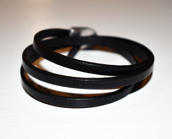 Minischiebeperlenarmband 3-fach gewickelt, schwarz